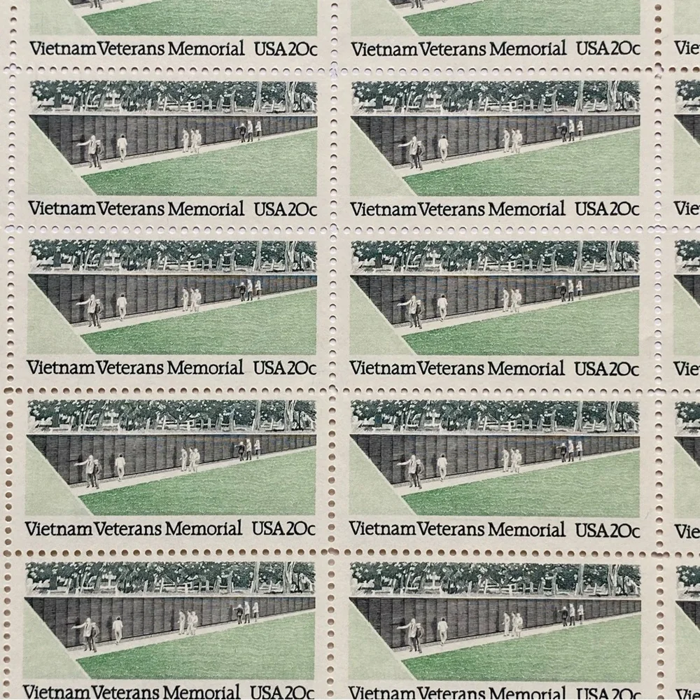 Vietnam Veterans Memorial Stamps Sheet of 40 20 Cents Scott # 2109 War Unhinged